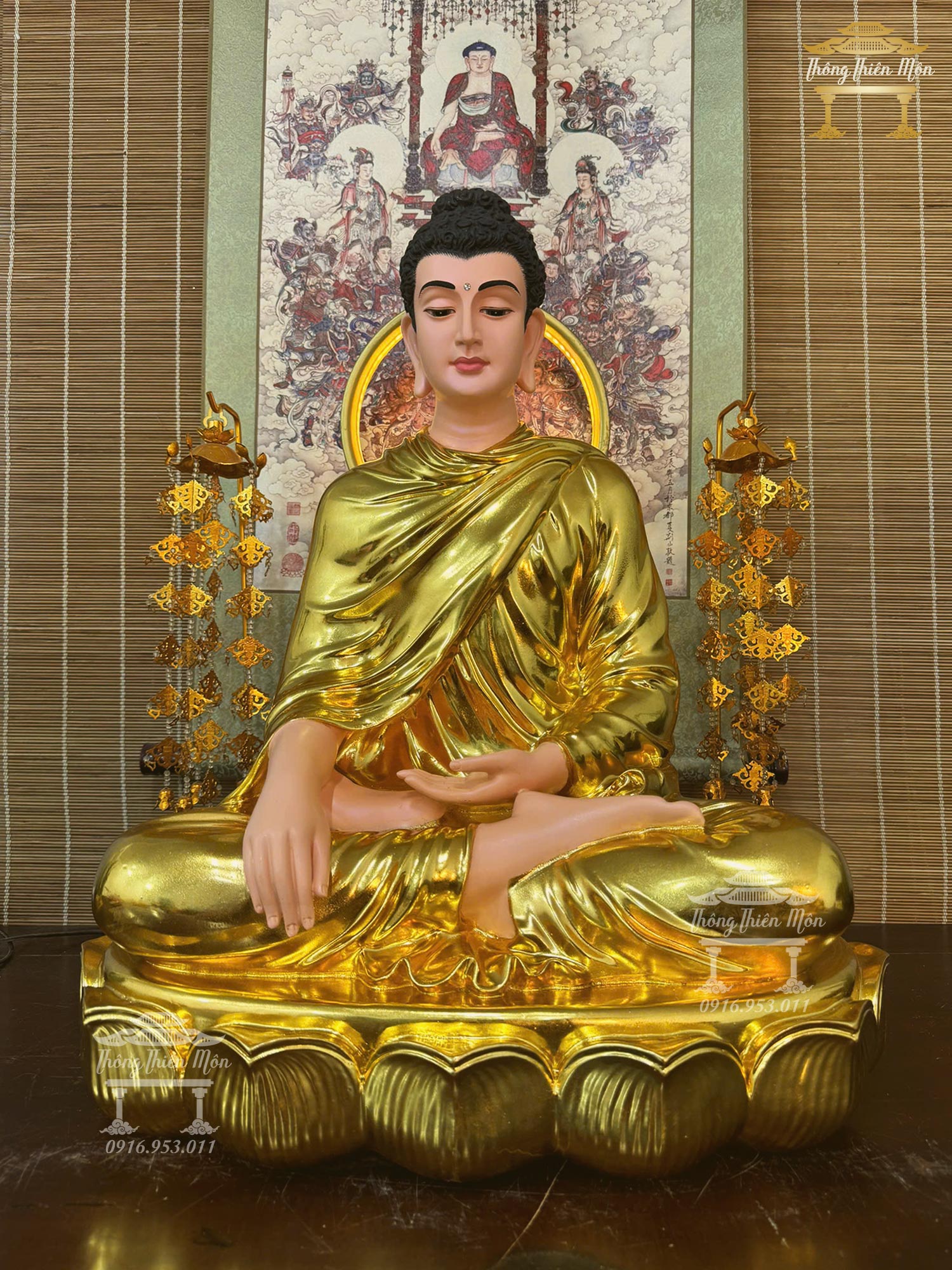Tôn tượng Bổn Sư Thích Ca Ân Địa Xúc, đế sen 1 tầng, Mạ vàng, Kích thước 60cm