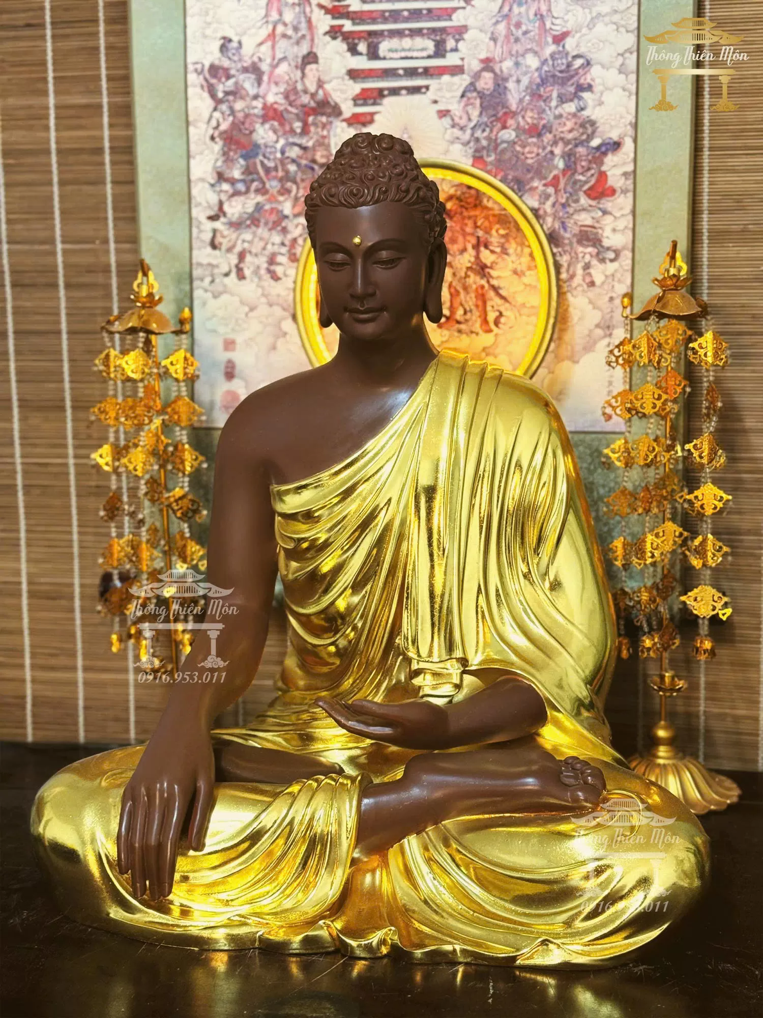 Kim thân tôn tượng Bổn Sư Ấn Địa Xúc, kích thước 50cm, Mạ vàng