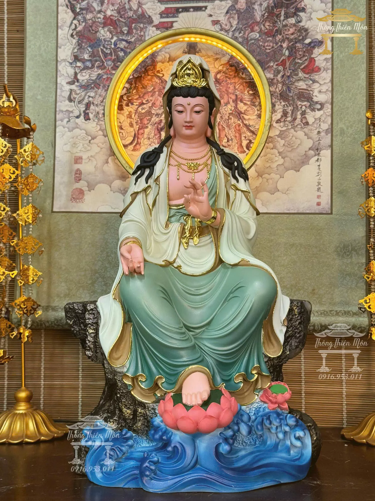 Tôn tượng Quan Âm Tự Tại Bồ Tát, Kích thước 45cm, Sơn phối xanh