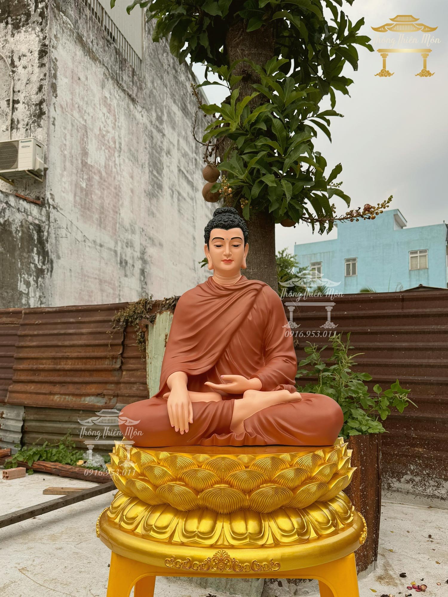 Tôn tượng Bổn Sư Ấn Địa Xúc Đế Sen - Kích thước 100cm - Màu gốm