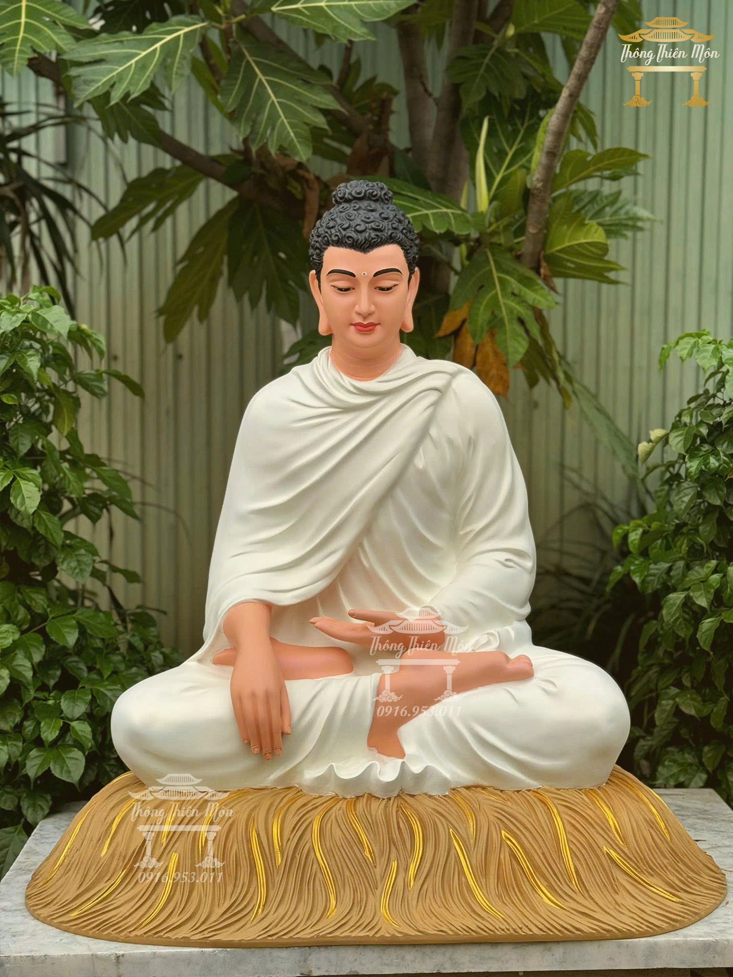 Tôn tượng Bổn Sư Ấn Địa Xúc, Kích thước 85cm, Màu trắng đế vàng rơm