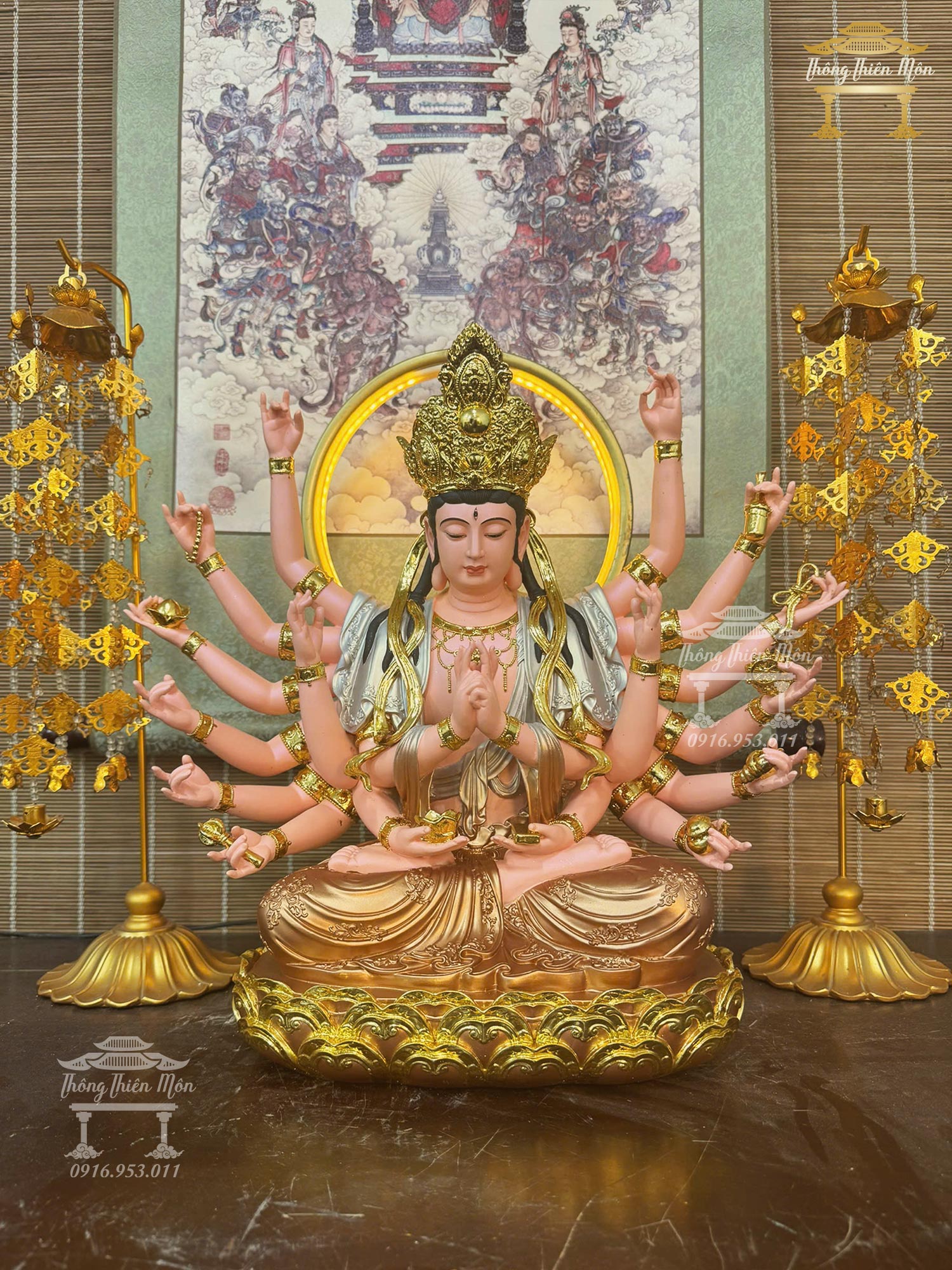 Tôn tượng Phật Mẫu Chuẩn Đề, phối màu nâu vàng, Kích thước 40cm