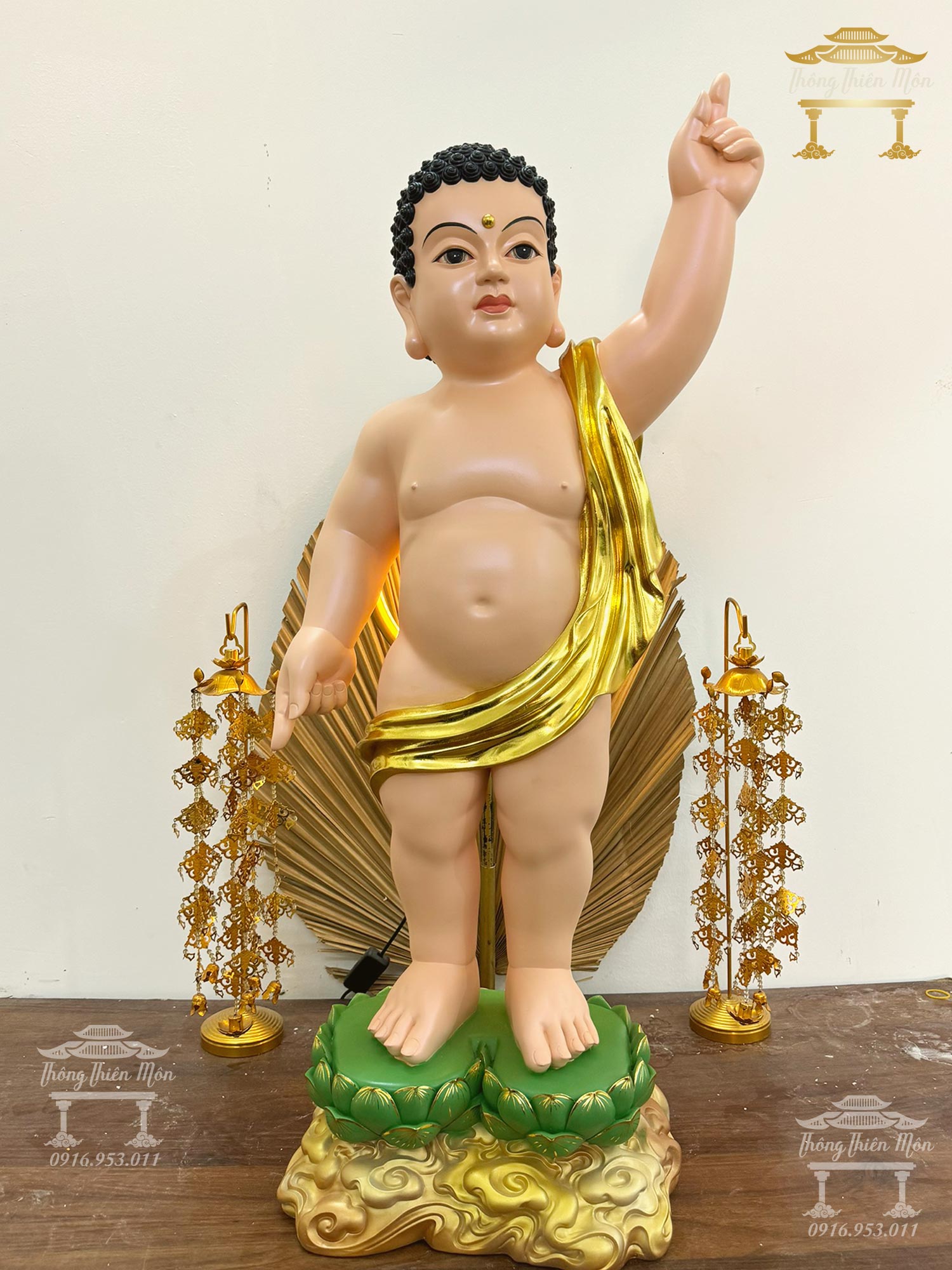 Tượng Phật Thích Ca Đản Sanh