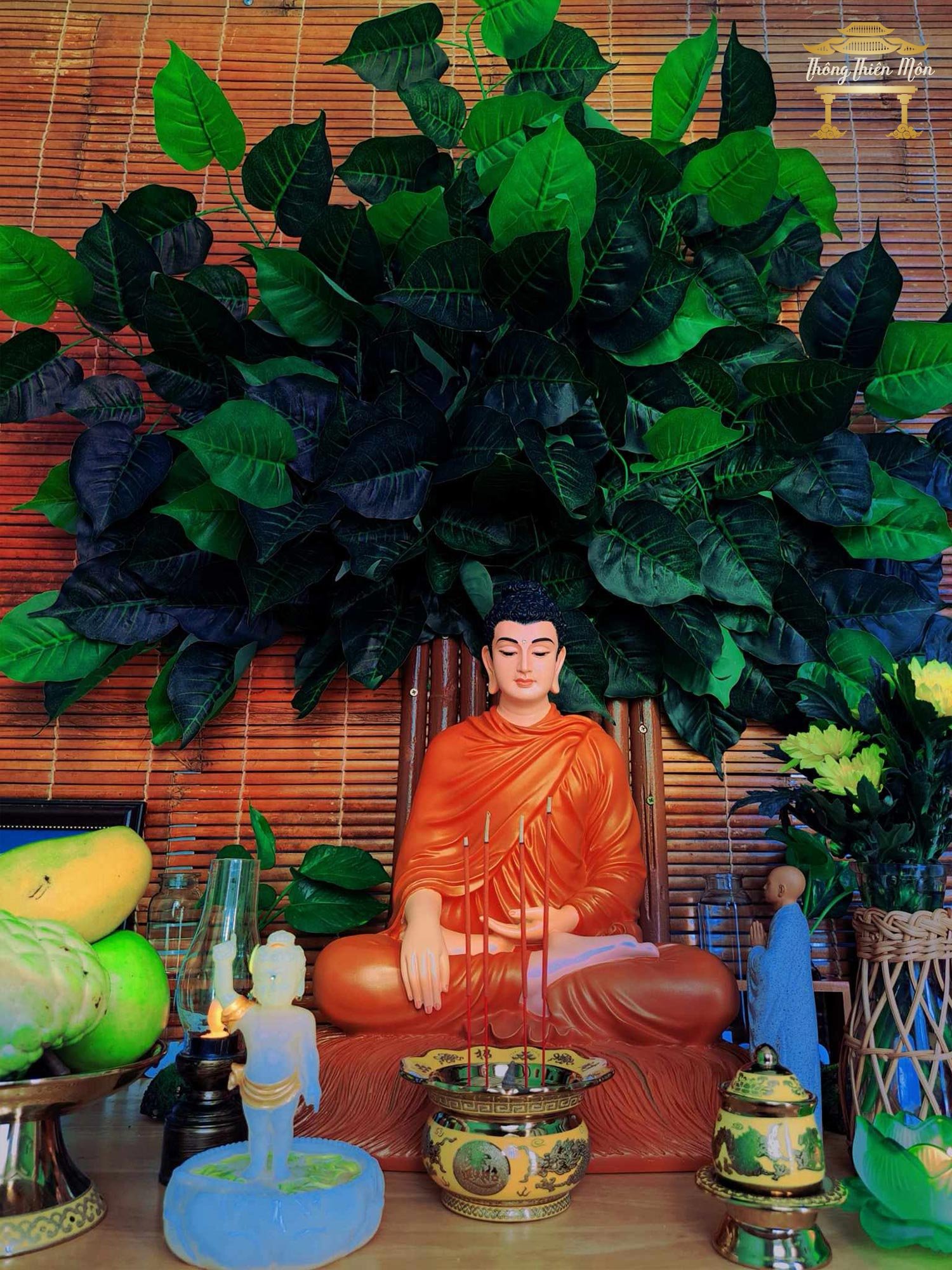 Tượng Bổn Sư Thích Ca Ấn Địa Xúc, Màu cam, Kích thước 45cm