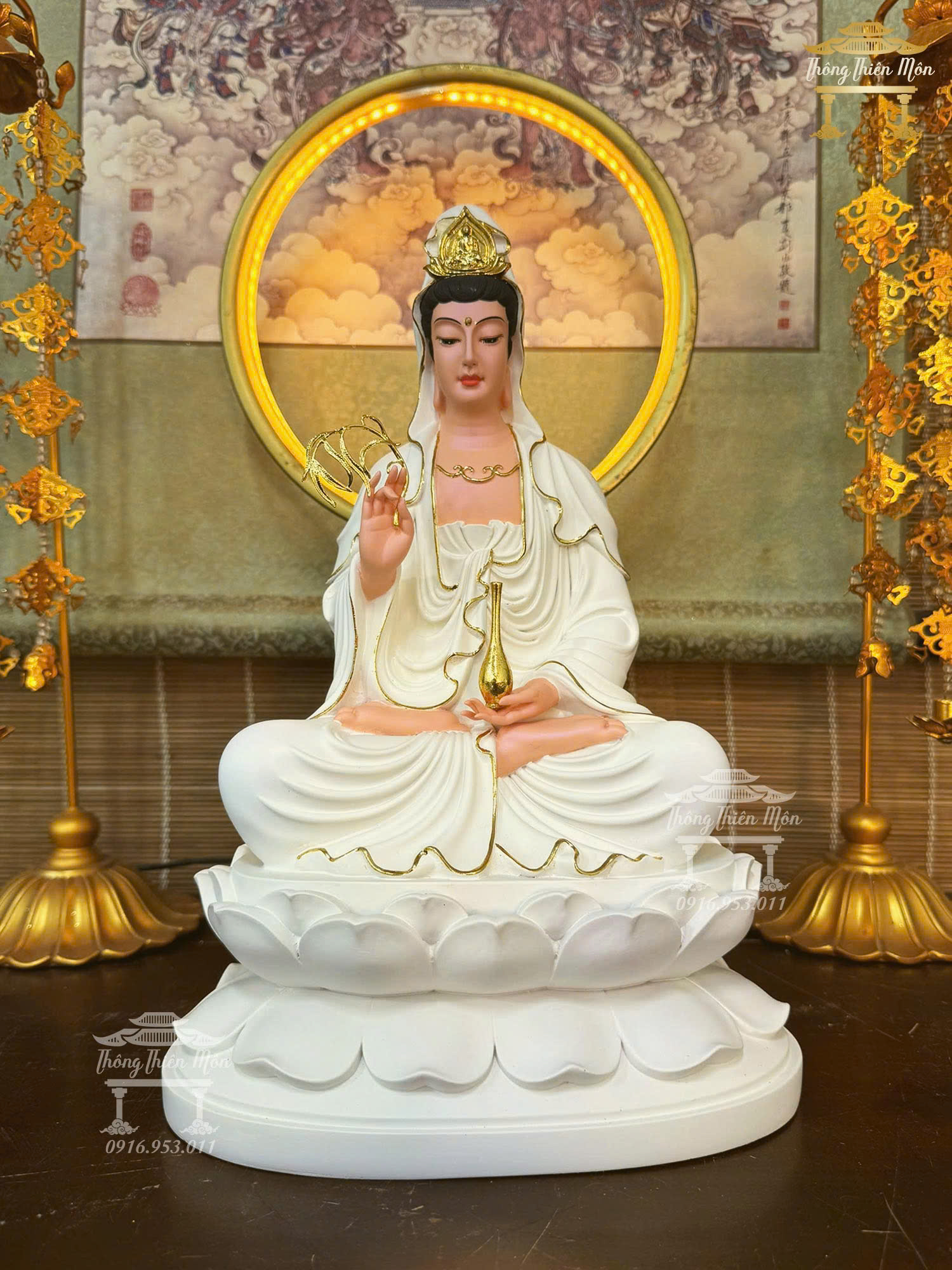 Tôn tượng Quan Âm Bồ Tát, Kích thước 30cm, Viền vàng