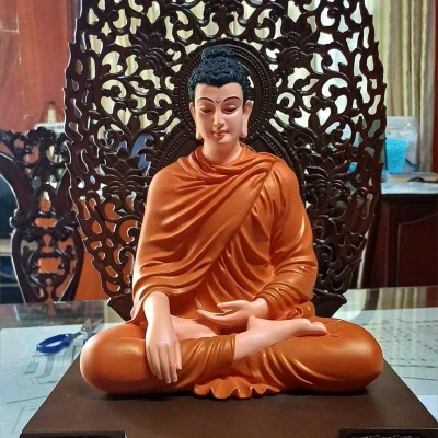 Tượng Bổn Sư Ấn Địa Xúc, Kích thước tổng thể 45cm, Đế kim cang