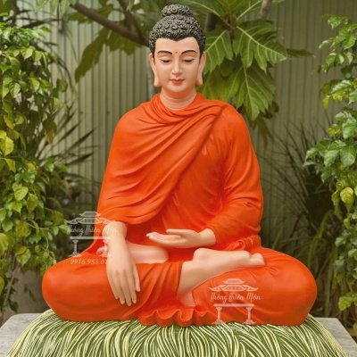 Tôn tượng Bổn Sư Ấn Địa Xúc, Kích thước 85cm, Áo cam tươi, đế rơm xanh