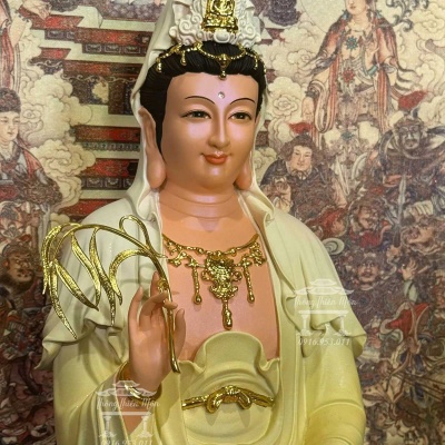 Tôn tượng Quan Âm hoa văn, Kích thước 40cm, Phối xanh đế mạ vàng